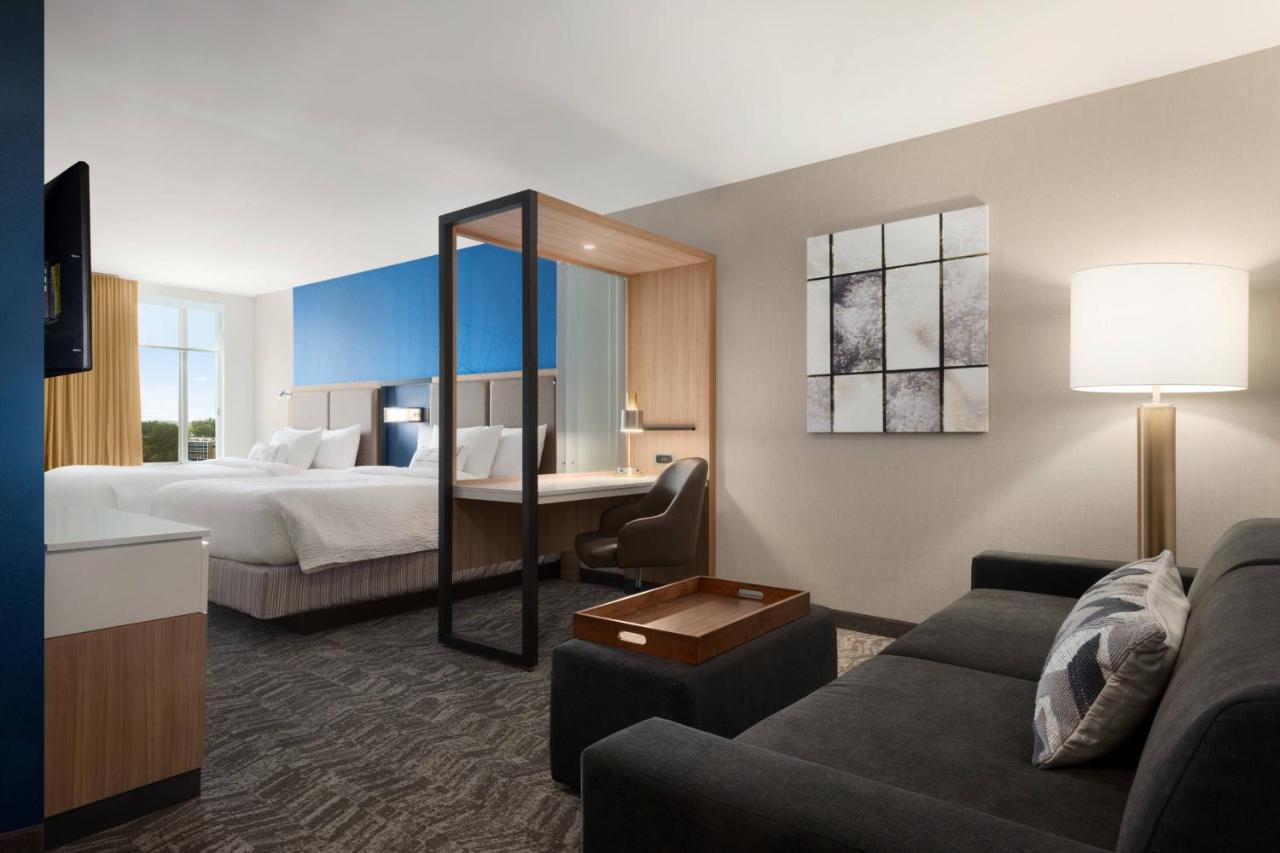 Springhill Suites By Marriott Milwaukee West/Wauwatosa Exterior foto