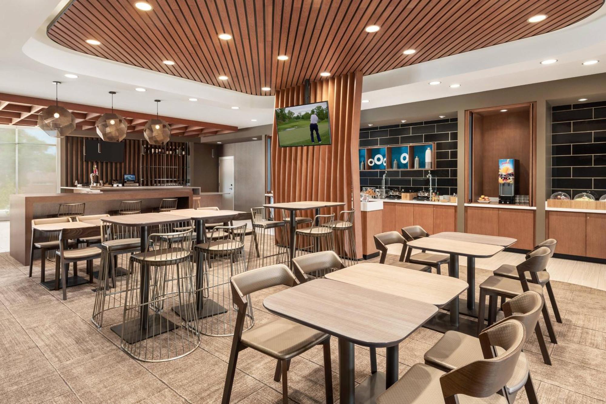 Springhill Suites By Marriott Milwaukee West/Wauwatosa Exterior foto